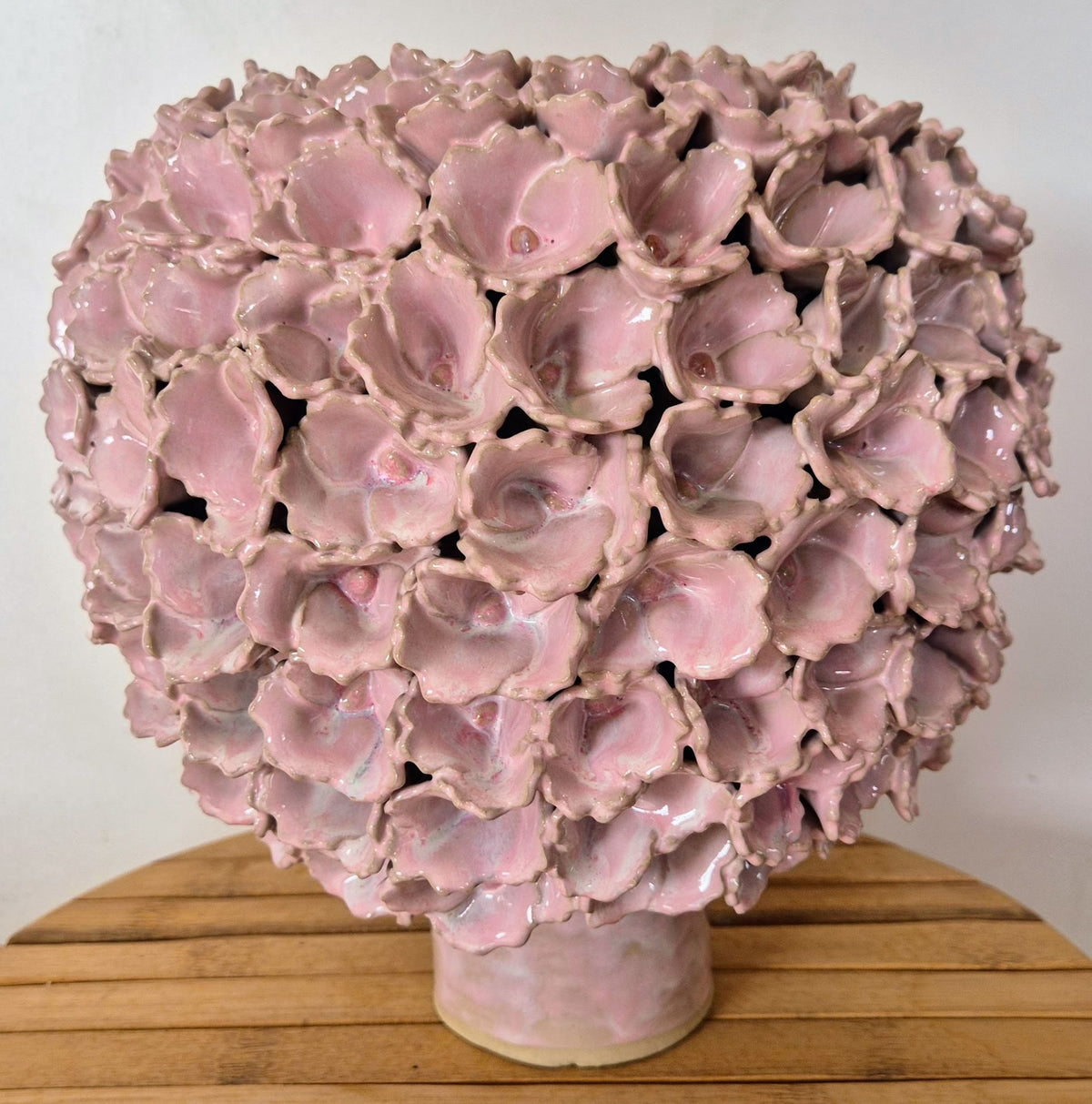 Stor lyserød allium vase 